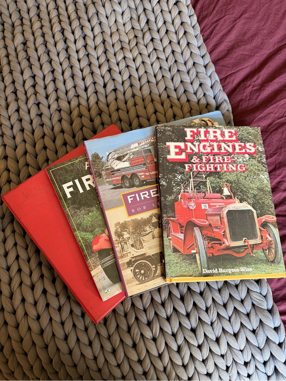 VTG Fire Engines & Fire Fighting Hardcover Books